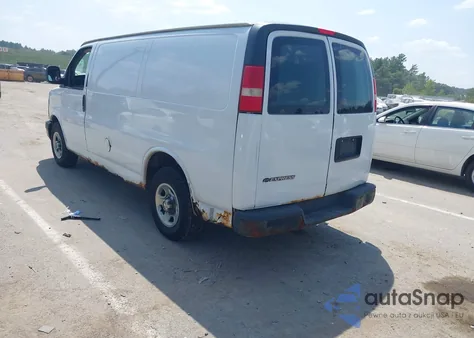 2008 Chevrolet Express Work Van z USA, uszkodzony, nr VIN 1GCFG15XX81227980